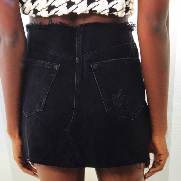 BDG Denim Rae Edge Mini Skirt - Picture 4 of 7